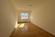 ERSTBEZUG - 4 Zimmer DG Wohnung mit Freifläche