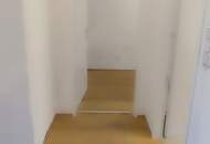 3 Zimmer Altbauwohnung hofseitig unbefristet