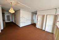 Ihr Traumhaus wartet auf Sie: Luxuriöse Eleganz in bester Lage, mit einem Baugrundstück !