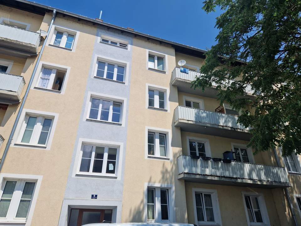 MODERNE 2 ZIMMERWOHNUNG MIT BALKON IN KREMS AN DER DONAU