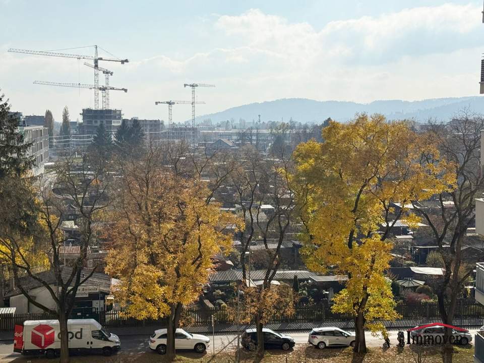 Helle 2-Zimmerwohnung mit Balkon!
