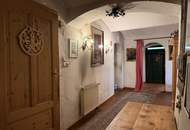 Verborgenes Sacherl in Alleinlage - ca. 1 ha Grund