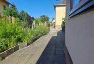 Solides Wohnhaus mit Nebengebäude und Pool in Kallham