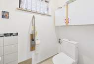 Haus mit 2 Wohneinheiten und ausgebautem Dachgeschoss in Blumau-Neurisshof, Bezirk Baden