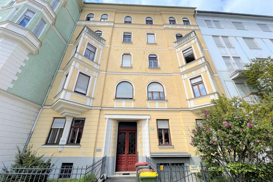 MIT BALKON! Tolle Altbauwohnung mit idyllischem Innenhof-Balkon, 2 Zimmer, mitten in der City! Besser geht´s nicht - diese Lage lässt keine Wünsche offen!, Wohnung-miete, 862,70,€, 8010 Graz(Stadt)
