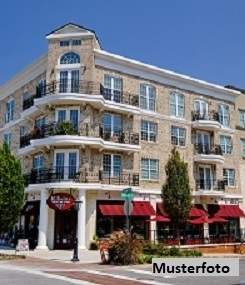 Ertragsobjekt: Zinshaus mit Geschäftslokalen und Wohnungen