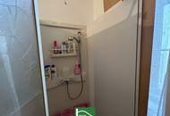 PREISWERTE GEBRAUCHTWOHNUNG IN GEPFLEGTEM ALTBAU! LIFTBENÜTZUNG INKLUSIVE. BEFRISTET VERMIETET. - WOHNTRAUM