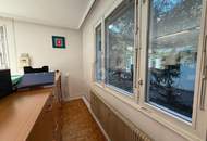 GROßZÜGIGE EINHEIT MIT BALKON IN TOP-LAGE