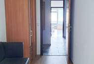 3-Zimmer-Loggia-Wohnung, mit Blick auf den Traunsee und den Traunstein.