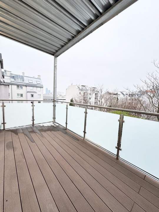 Stilvolles Altbau-Juwel mit Balkon gegenüber vom Augarten – charmant, großzügig &amp; urban