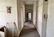 Historisches Anwesen mit weitläufigem Grundstück!