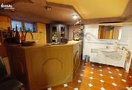 7321 Lackendorf: Ruhelage! Teilsaniertes und bezugsfertiges Einfamilienhaus mit Garage und großem Garten!