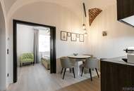 Stilvoller 37 m²-Altbau in 1190 – Gewölbedecken, Designbad & Einbauküche – Wohnen beim Weingarten