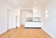 *** ERSTBEZUG DIREKT AM PARK - HELLER ALTBAU HOCHWERTIG SANIERT - ABSOLUTE RUHELAGE ***