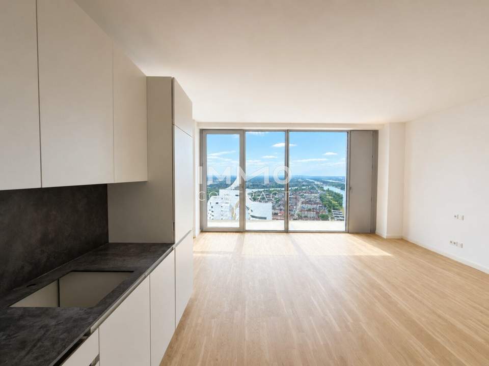 DC2 Tower: SKY RESIDENCES - 34. Etage mit Wasserblick