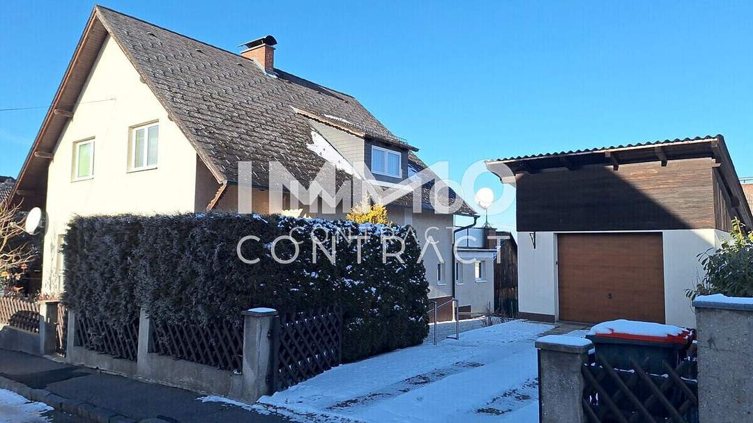 Doppelhaushälfte in Siedlungslage mit Garage, Eigengarten und Keller, sofort beziehbar!