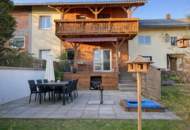 ***OPEN HOUSE Freitag, 17. April 2026 von 13 - 16 Uhr*** Großzügiges Reihenhaus in ruhiger und idyllischer Grünlage nahe Zentrum