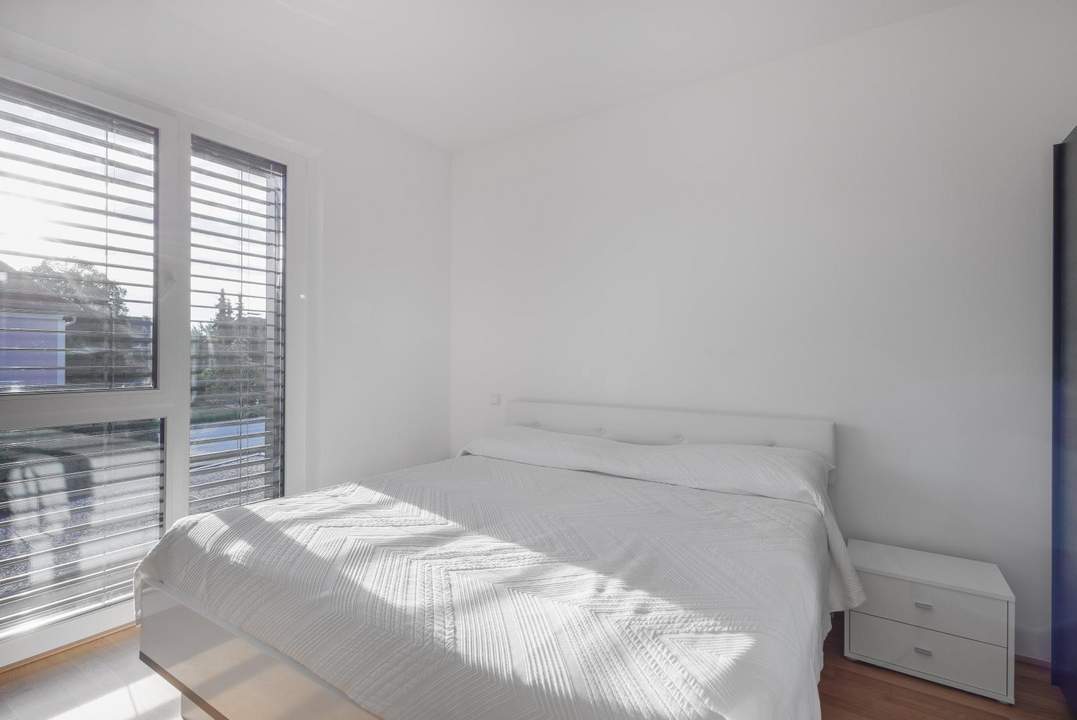 Moderne, vermietete 2-Zimmer-Wohnung mit Balkon &amp; Tiefgarage