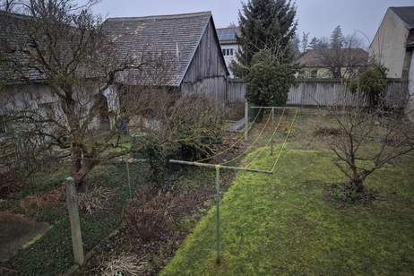 Mehrfamilienhaus auf einem großem Grundstück, Haus-kauf, 175.000,€, 2041 Hollabrunn