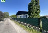 RUHIGES WOHNEN AM WASSER! Bungalow mit Blick ins Grüne mit direktem Badezugang! Erholung pur! Möbliert!