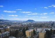 Stilvoll sanierte 4-Zimmer-Wohnung mit verglaster Loggia