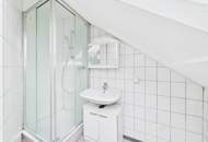 Sanierte, zentrumsnahe 2-Zimmer Dachgeschosswohnung mit Innenhof Parkplatz in der Hasnerstraße 5