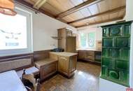 Einfamilienhaus auf großem Grund mit Sanierungsbedarf