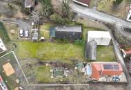 Wohnhaus mit großem Grund in zentraler Lage in Bischofstetten