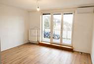 Dachgeschosswohnung 75m² mit Balkon, Klimaanlage & Aufzug in Baden