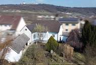 Bürgerliches Einfamilienhaus mit viel Platz, liebenswerten Garten & Ausblick gen Maria Taferl!