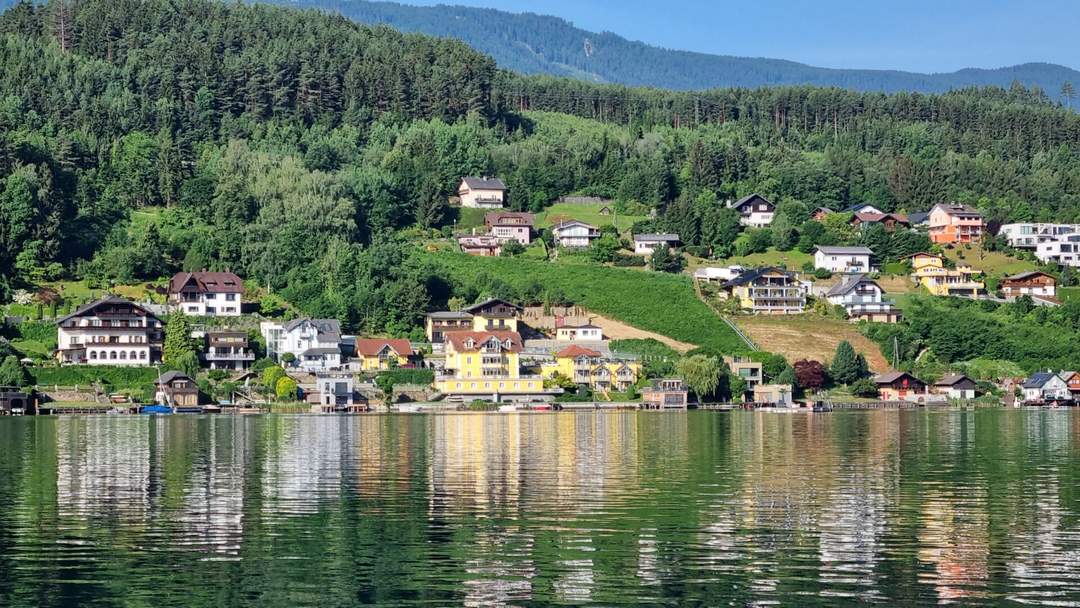 Seeboden am Millstätter See – Ferienhaus in Traumlage mit Seeblick Flexible Kaufoptionen: Ferienhaus, Baugrundstück oder Gesamterwerb