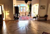 Französisches Jagd-Chalet – nur 30 Minuten von Wien: 2.480 m² Grundstück in unverbaubarer Ruhelage