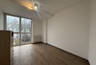 Familienwohnung: 4 Zimmer, Loggien, Garage &amp; Gemeinschaftsgarten