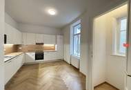 Neu sanierte Stilaltbauwohnung mit 2 Balkonen und 5 Zimmer bei Naschmarkt
