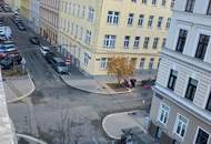 "Under Construction " Wohnung zum Sanieren.