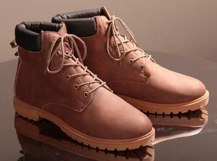 Schuhe / Boots Gr. 46, Identic Man, 79 €, Kleidung & Schmuck-Herrenkleidung in 1200 Brigittenau