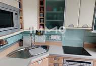 BESONDERS SCHÖNE 3 ZIMMERWOHNUNG MIT GROSSER LOGGIA UND MIT EXKLUSIVER AUSSTATTUNG