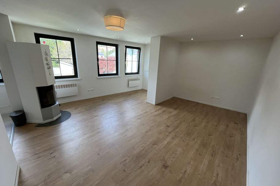 AB JUNI: Tolle 1-Zimmer-Wohnung mit Einbauküche und Kamin in Bad Vöslau/Gainfarn, Wohnung-miete, 592,43,€, 2540 Baden