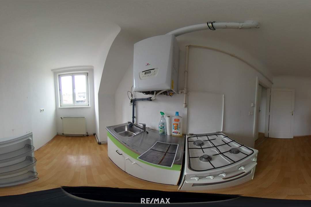 Zentral begehbare DG-Einheit nahe Währinger Einkaufsstraße, U6 und Volksoper