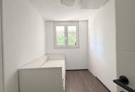 Moderne Wohnung mit Loggia in Villengegend!