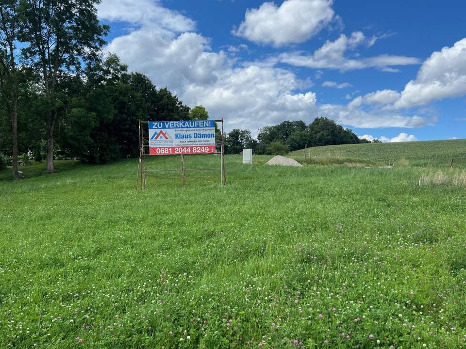 Von 8 nur noch 3 Baugrundstücke frei, in Neuer Wohnsiedlung
