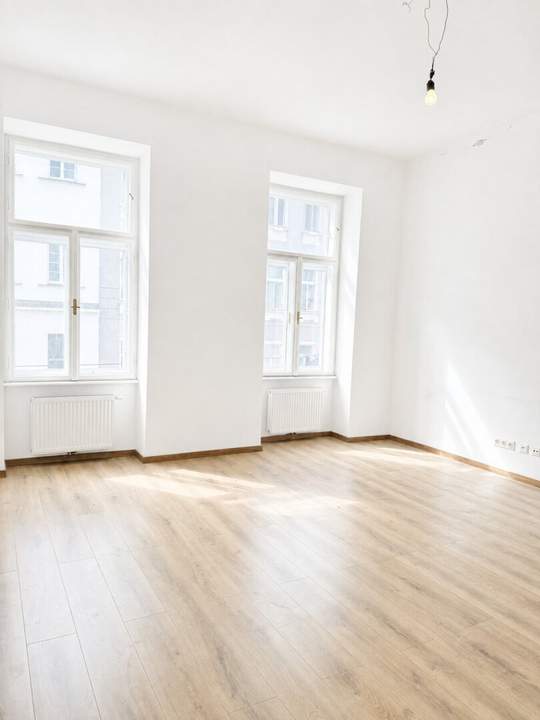 Charmante 2-Zimmer-Altbauwohnung in bester Lage der Josefstadt