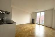 Büronutzung möglich!!! Top-sanierte 2 Zimmer Wohnung im Hochhaus in der Herrengasse! 5. OG!!!