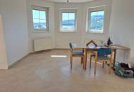 ZWEIFAMILIENHAUS IN ERHÖHTER GRÜNRUHELAGE MIT AUSBLICK