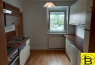 15549 Top Wohnung mit Balkon, Top Lage!