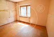 Sanierungsbedürftiges Einfamilienhaus mit Fernsicht in Grünruhelage!