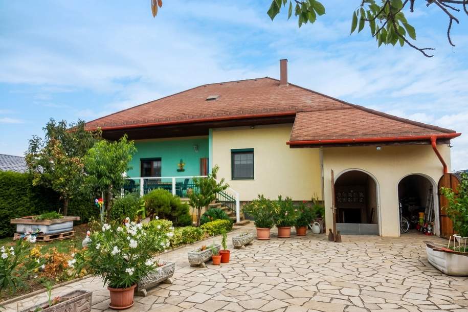 Viel Nutzfläche - Einfamilienhaus mit ehemaligem Heurigen im Keller !, Haus-kauf, 590.000,€, 7091 Eisenstadt-Umgebung