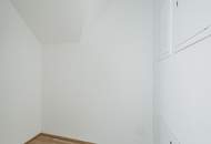 Chance auf wertbeständige DG Wohnung mit Wohlfühlfaktor!