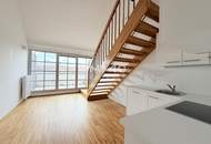 Modernes Loft-Apartment im Dachgeschoss mit Galerie und traumhaftem Blick über den Schlosshof