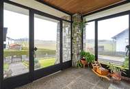 Ihr neues Zuhause: Stilvolles Einfamilienhaus mit großem Garten und Doppelgarage